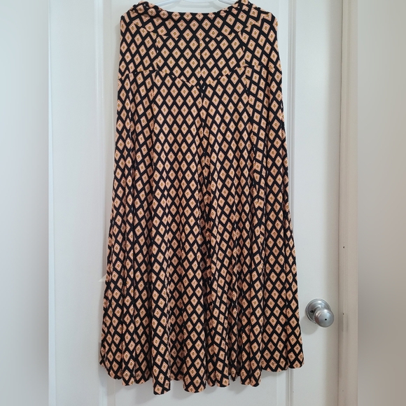 Maeve by Anthropologie Abstract Skirt size small - Picture 4 of 9